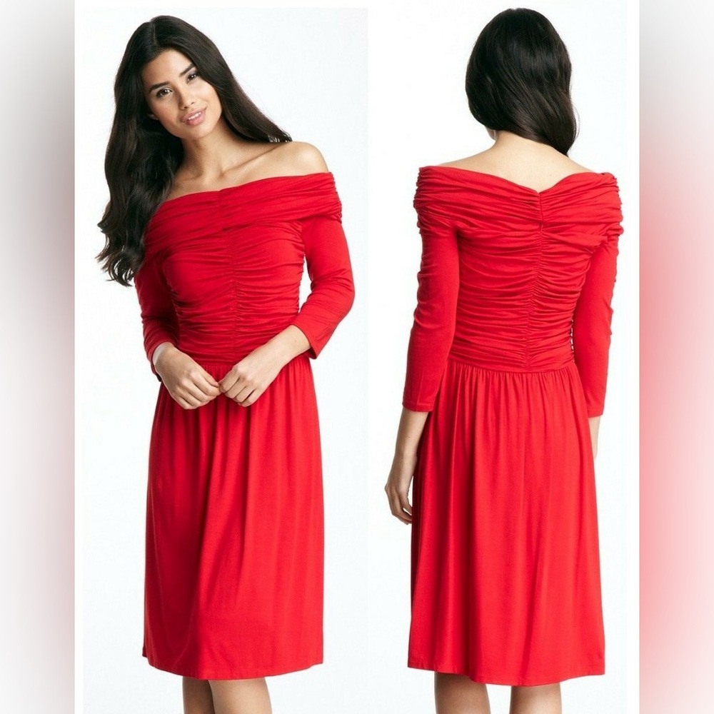 Red Nue by Shani Dress Ruched waist and Sleeves Faux Wrap Deep V Lined Dress 14